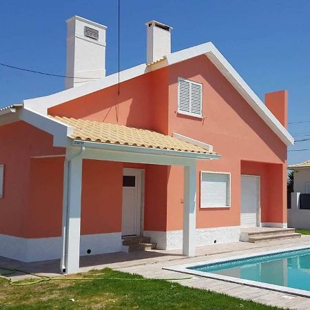 Family Villa Pool & Beach Caparica Dış mekan fotoğraf